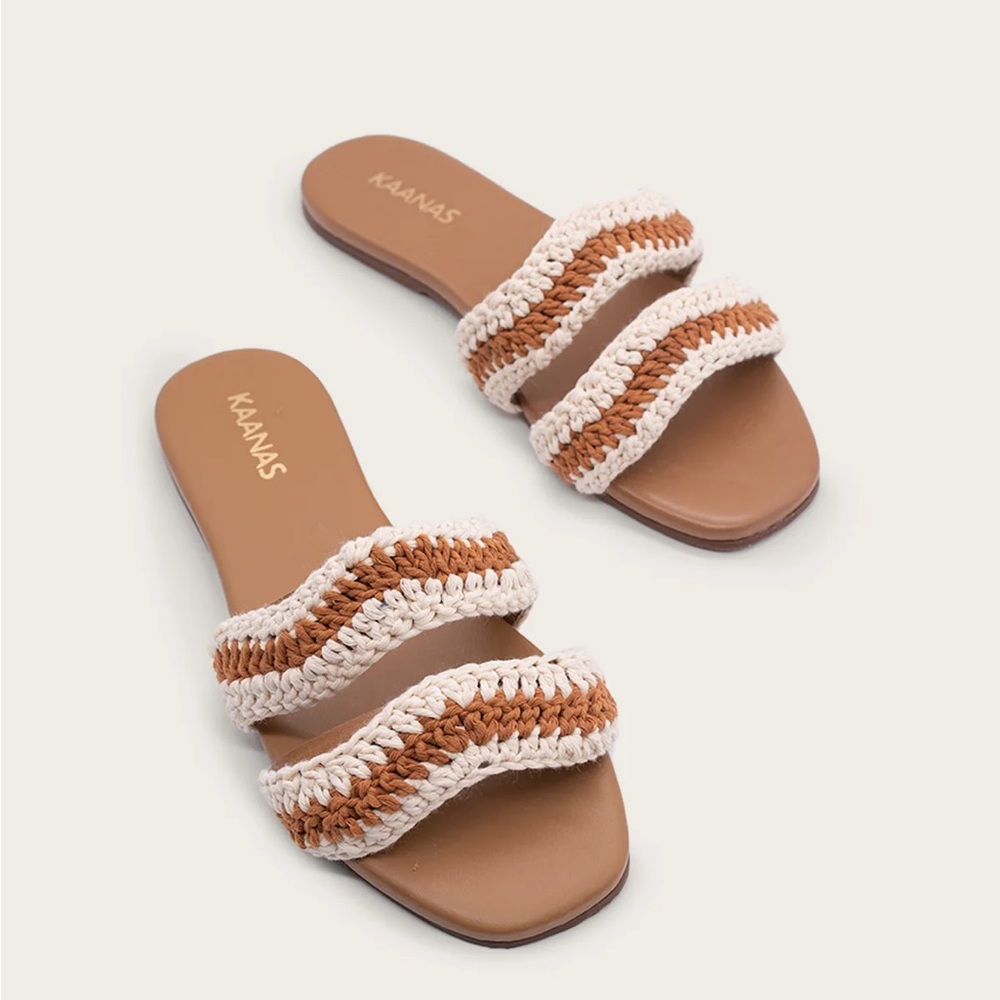 NWOB KAANAS Tansy Wavy Crochet Bands Slip-on Flat Sandals